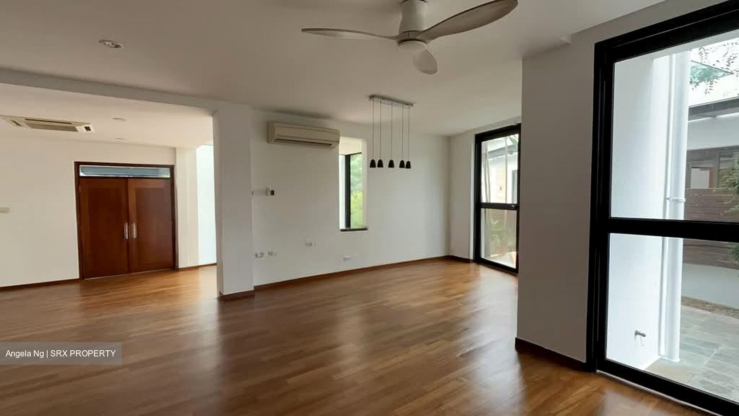 Duchess Avenue (D10), Semi-Detached #586155131